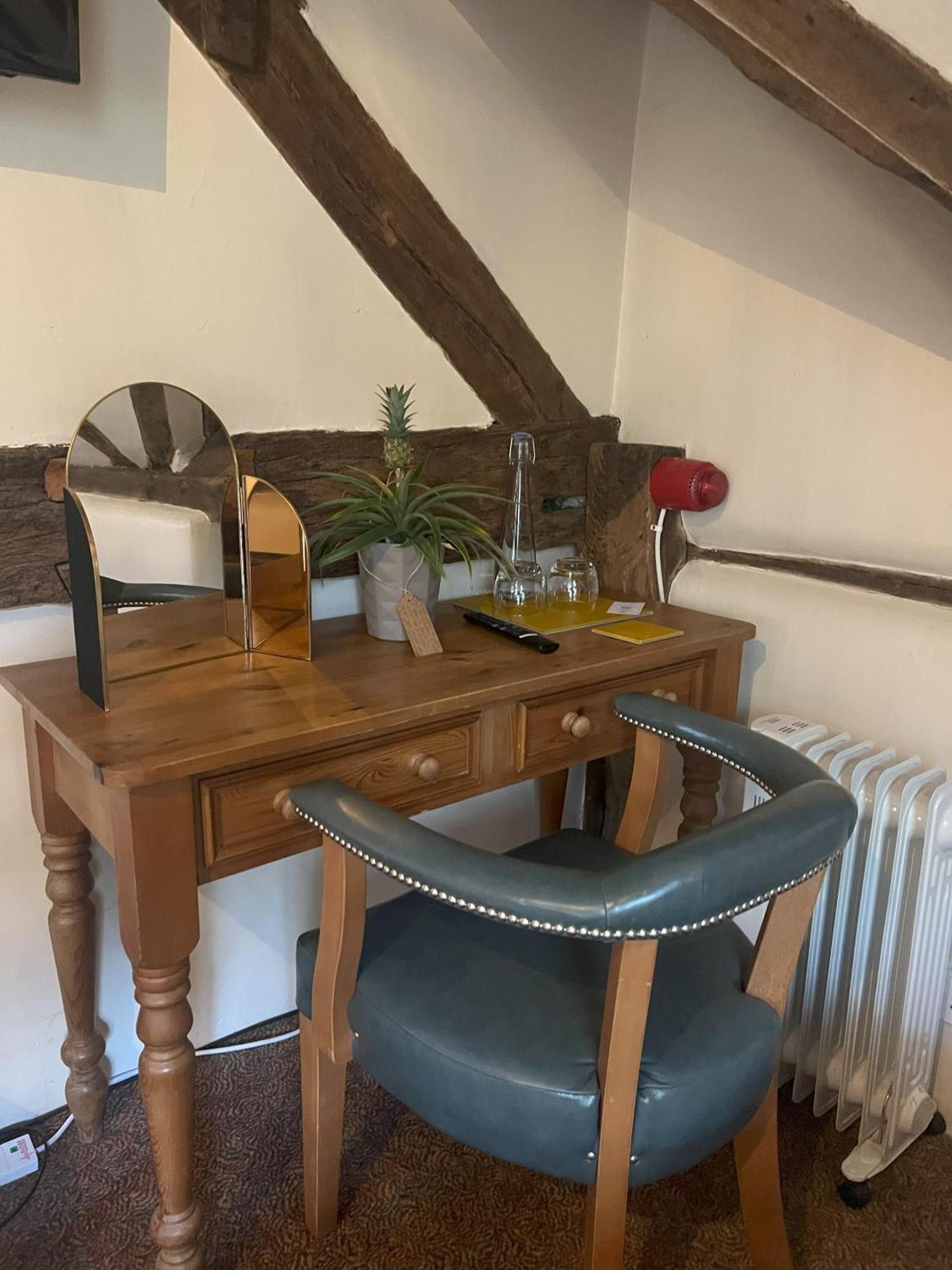 Old Rectory House, 레디치 외부 사진